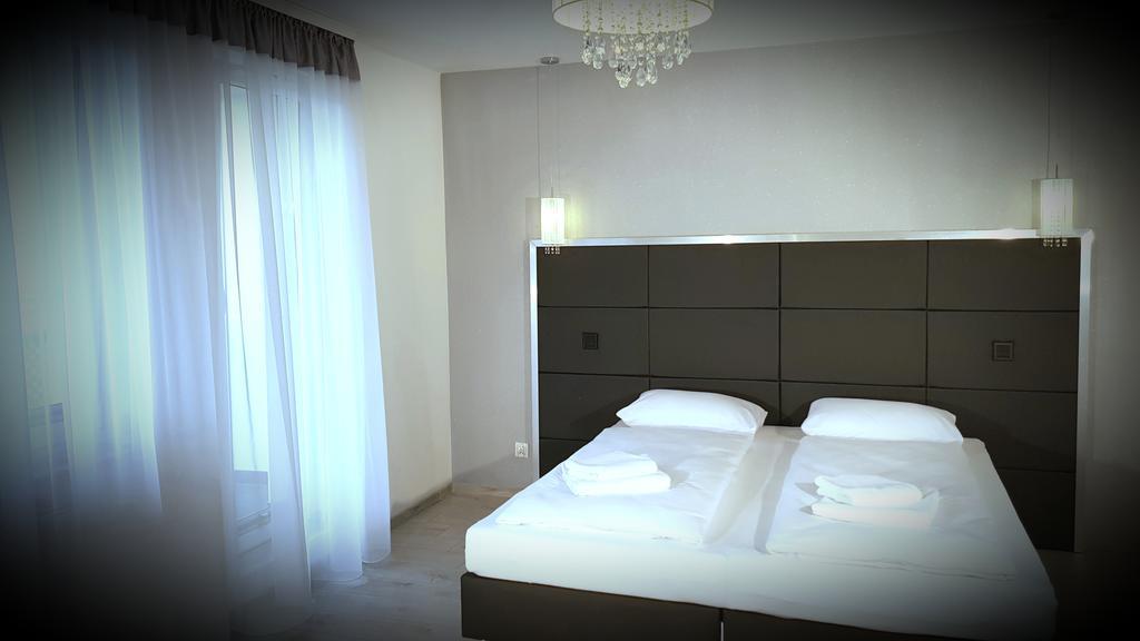 Golden Palace Apartments Emilii Plater 3 什切青 外观 照片